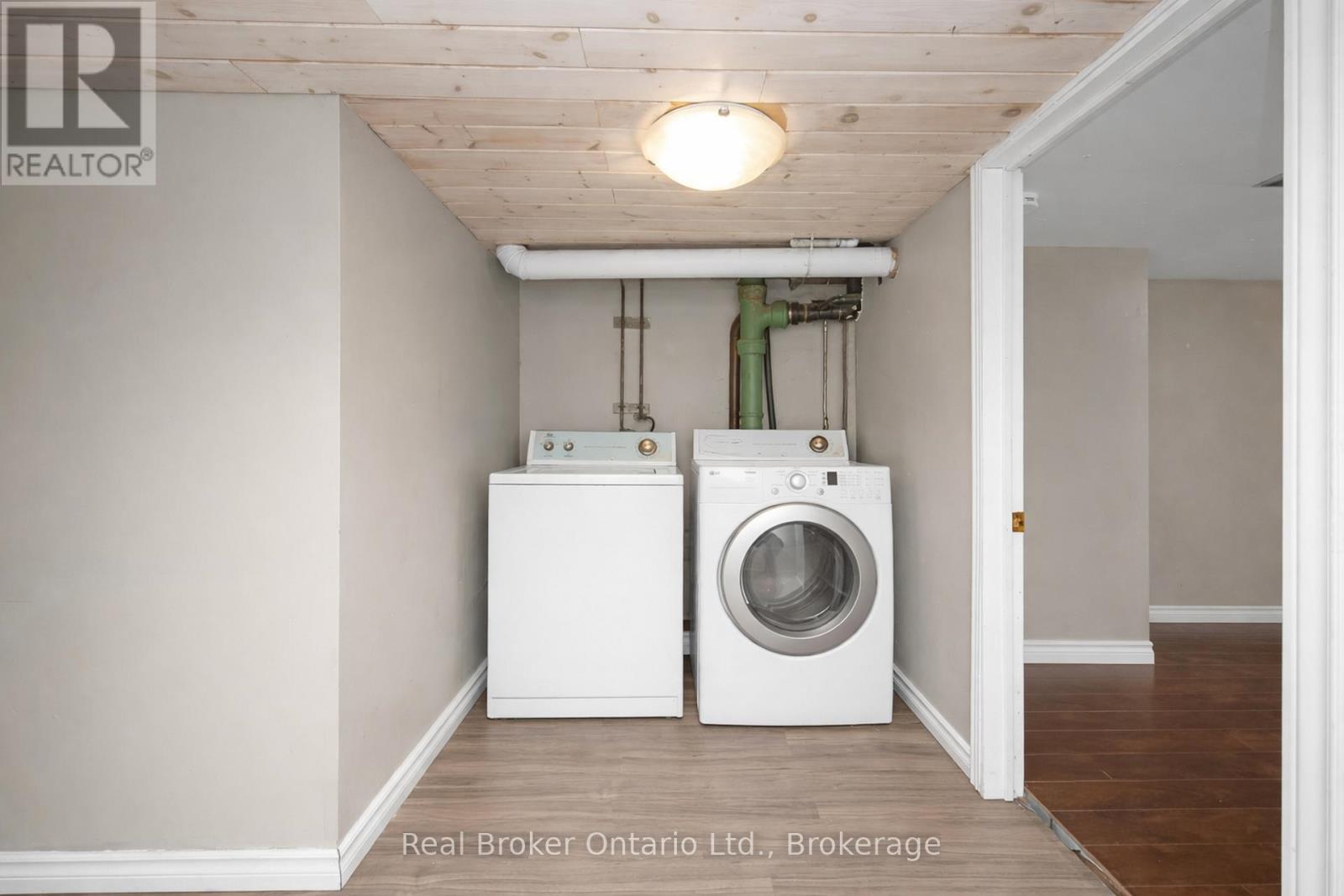 43 Sterling Street, Hamilton, Ontario  L8S 4H6 - Photo 31 - X12897302