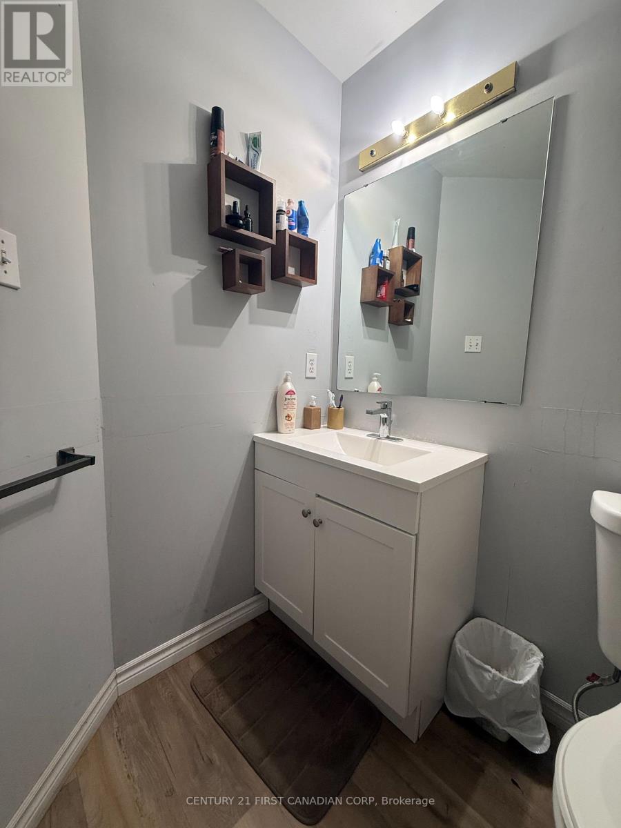 70 - 9 Ailsa Place, London South, Ontario  N5Z 4Z6 - Photo 12 - X12603932