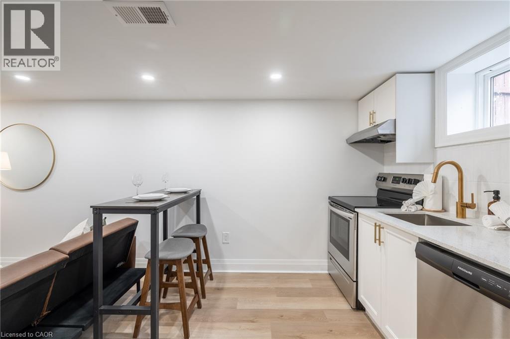 40 Delaware Avenue Unit# Lower, Hamilton, Ontario  L8M 1T4 - Photo 11 - 40812639