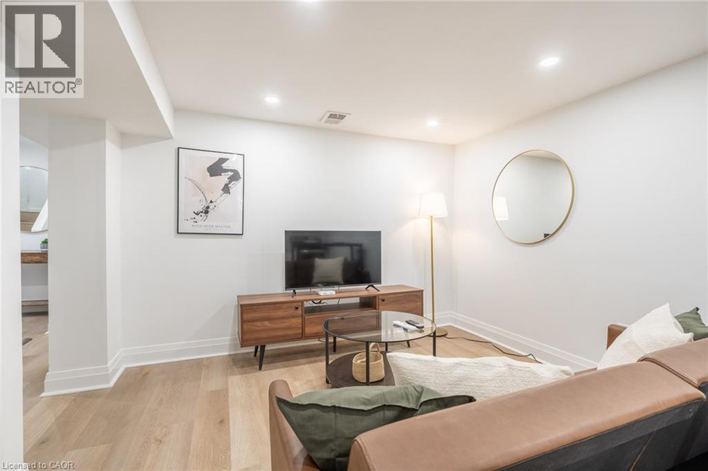 40 Delaware Avenue Unit# Lower, Hamilton, Ontario  L8M 1T4 - Photo 7 - 40812639