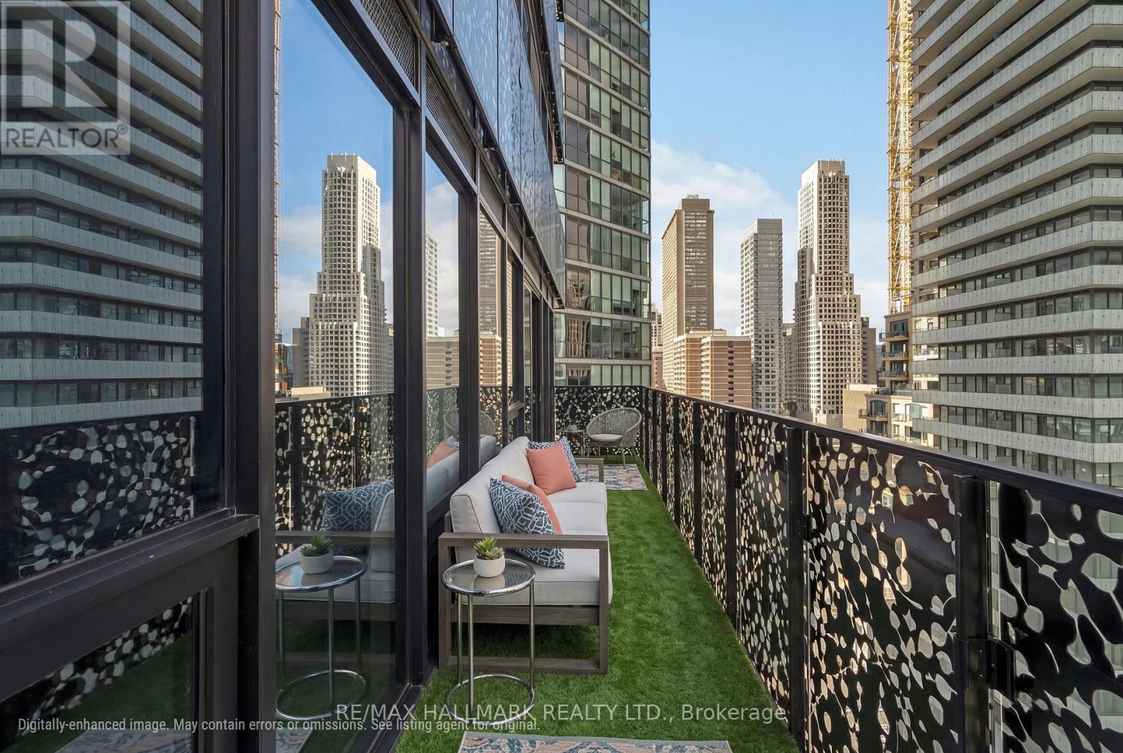 1310 - 55 Charles Street E, Toronto, Ontario  M4Y 1S9 - Photo 15 - C12897278