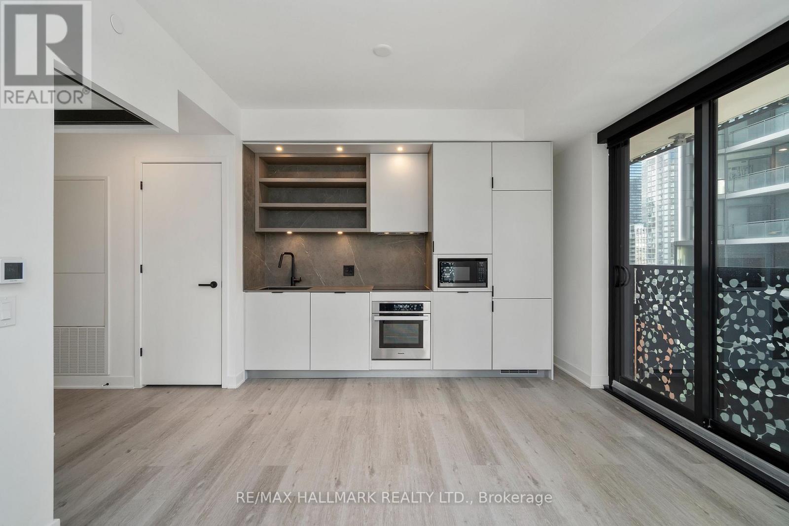 1310 - 55 Charles Street E, Toronto, Ontario  M4Y 1S9 - Photo 6 - C12897278