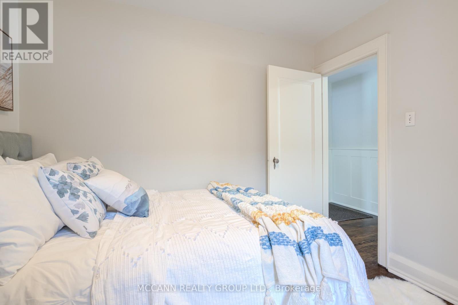 81 Wanless Crescent, Toronto, Ontario  M4N 3C2 - Photo 24 - C12897322