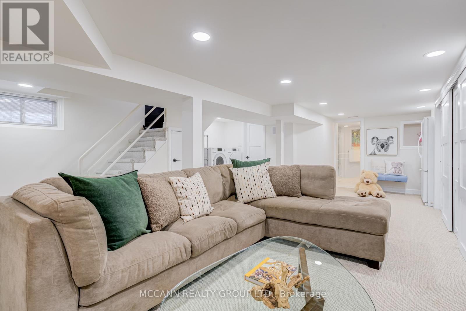 81 Wanless Crescent, Toronto, Ontario  M4N 3C2 - Photo 35 - C12897322