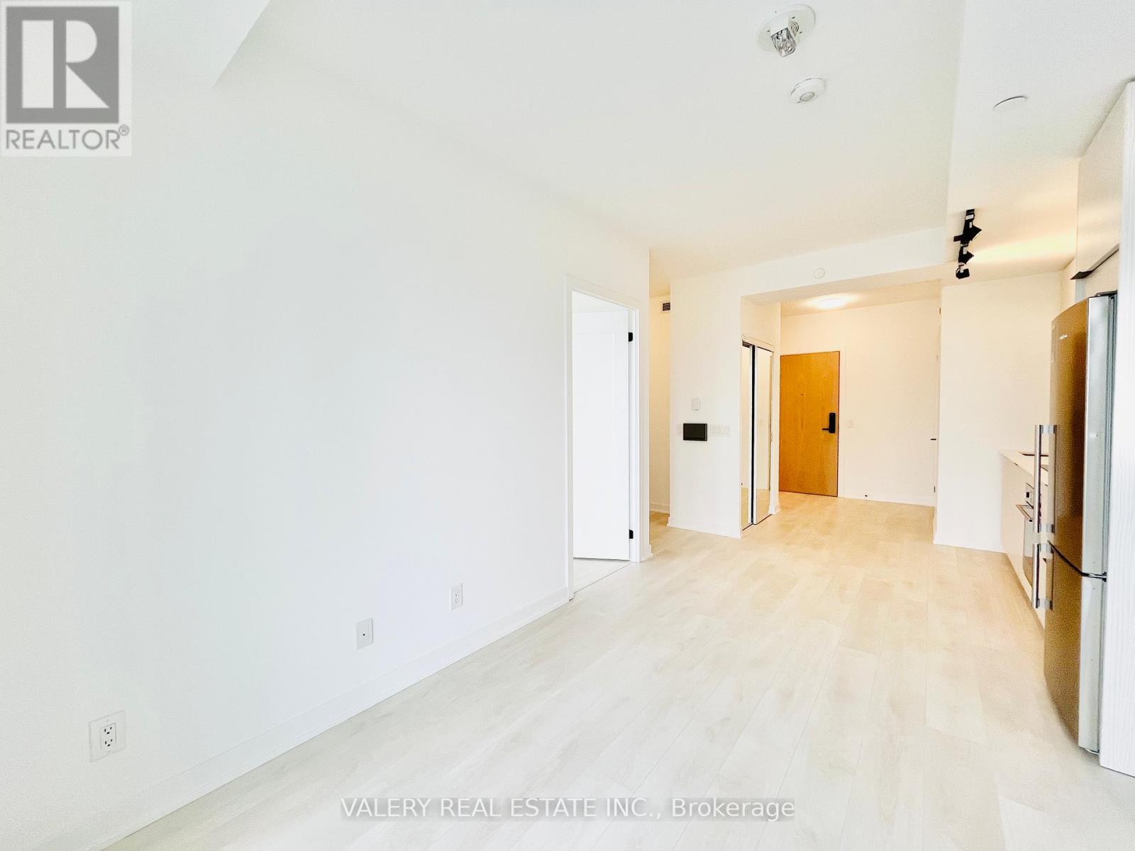 5 Defries Street, Toronto, Ontario  M5A 3R4 - Photo 16 - C12897358