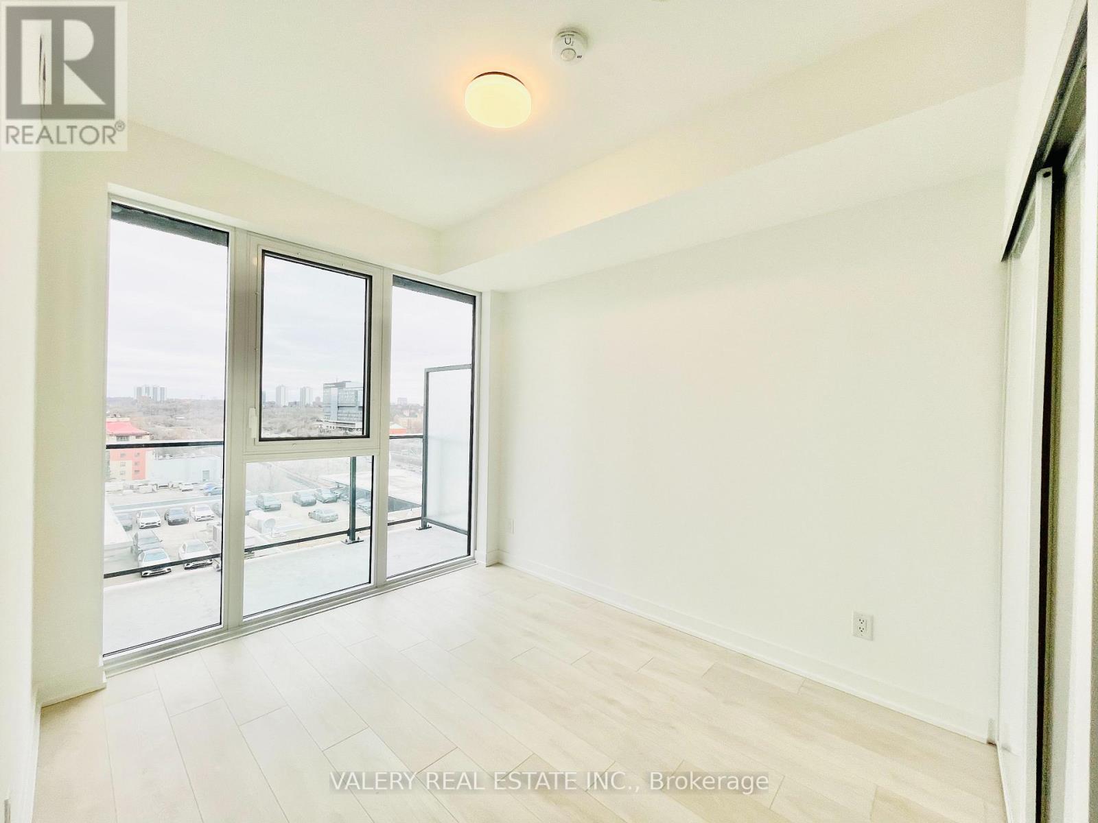 5 Defries Street, Toronto, Ontario  M5A 3R4 - Photo 6 - C12897358