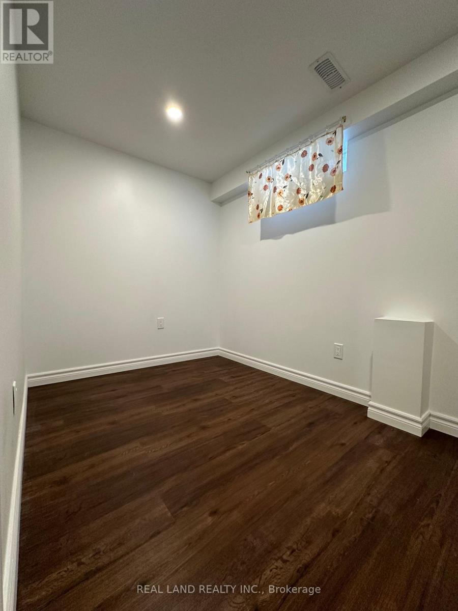 Bsmt - 278 Shuter Street, Toronto (Moss Park), Ontario  M5A 1W3 - Photo 6 - C12897406