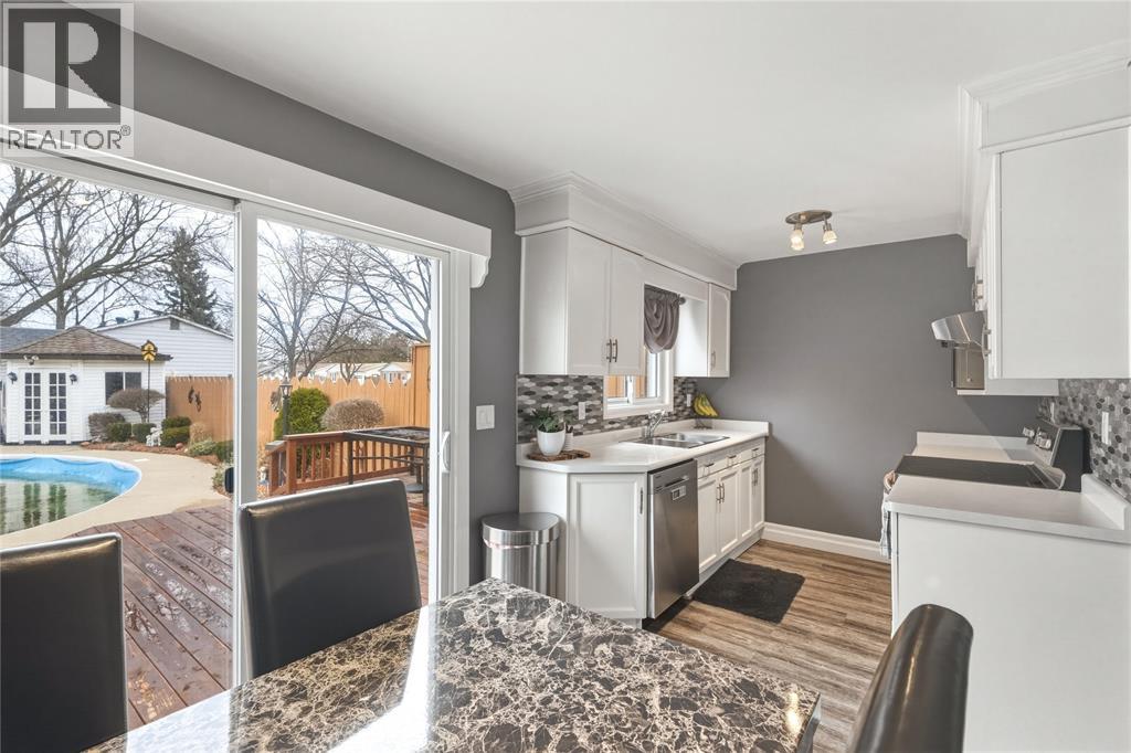 1103 Cardiff Court, Sarnia, Ontario  N7S 4B6 - Photo 24 - 26005674