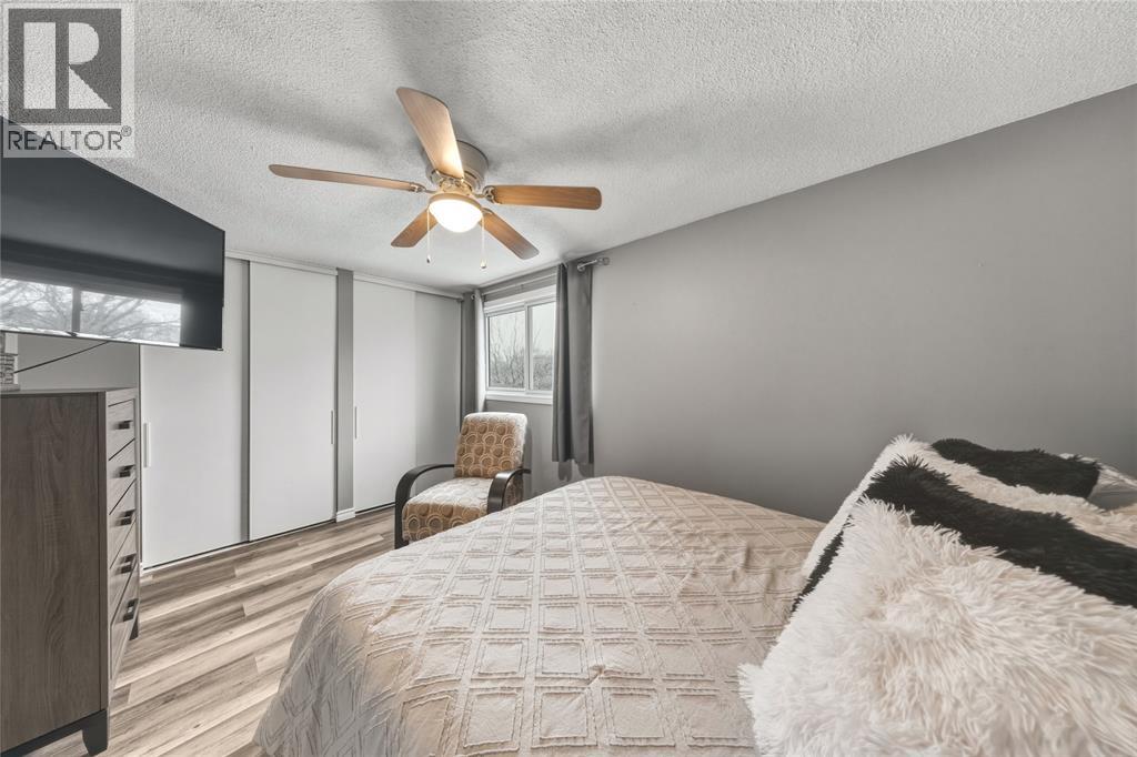 1103 Cardiff Court, Sarnia, Ontario  N7S 4B6 - Photo 18 - 26005674