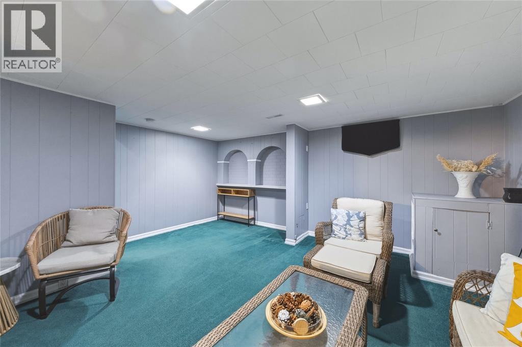 1103 Cardiff Court, Sarnia, Ontario  N7S 4B6 - Photo 31 - 26005674