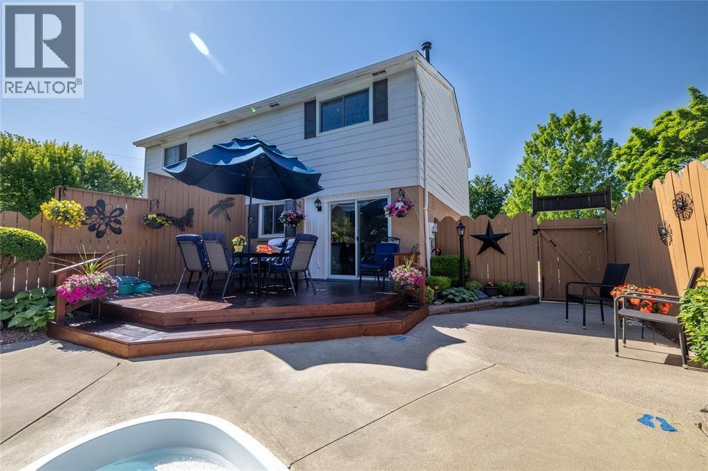 1103 Cardiff Court, Sarnia, Ontario  N7S 4B6 - Photo 8 - 26005674