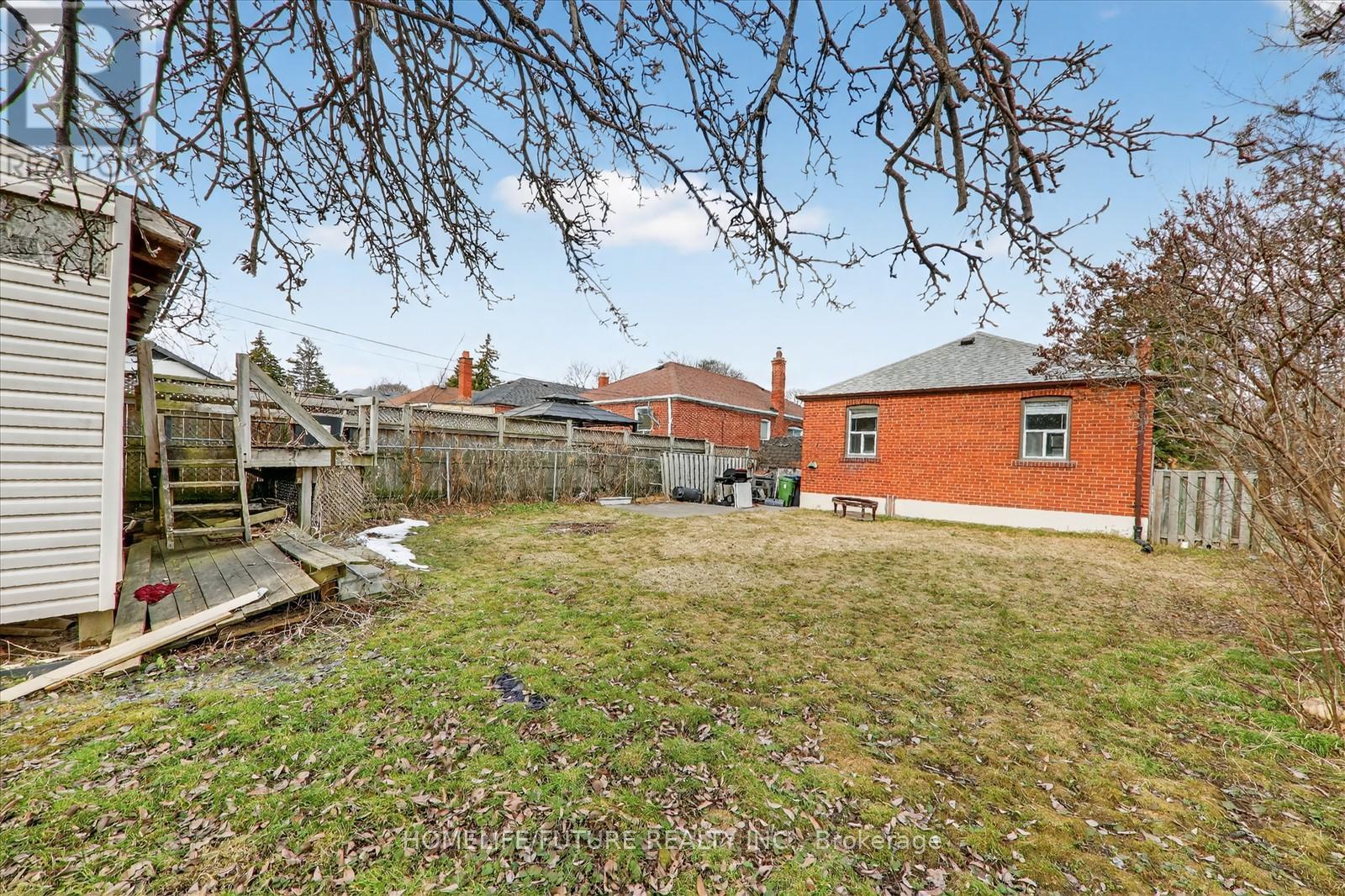 Main - 229 Flora Drive, Toronto, Ontario  M1P 1B2 - Photo 19 - E12882776