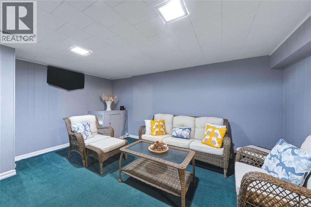 1103 Cardiff Court, Sarnia, Ontario  N7S 4B6 - Photo 30 - 26005674