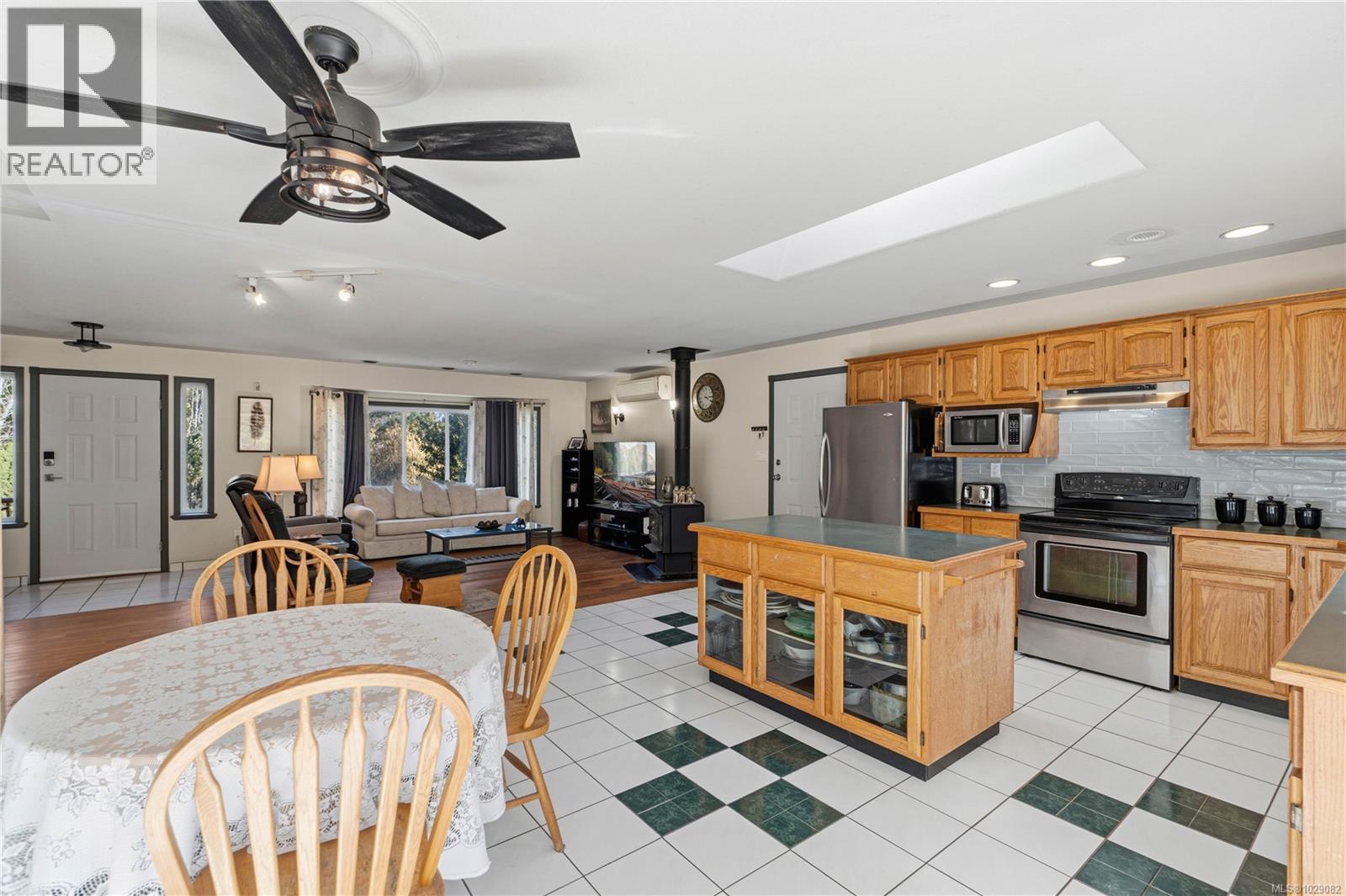 3829 Wild Rd, Whiskey Creek, British Columbia  V9K 1V6 - Photo 15 - 1029082