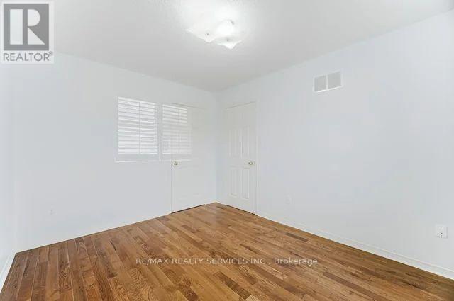103 Starhill Crescent, Brampton, Ontario  L6R 2P8 - Photo 24 - W12897226