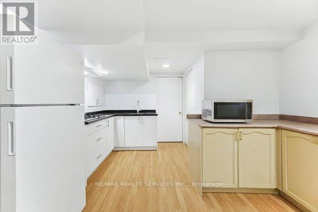 103 Starhill Crescent, Brampton, Ontario  L6R 2P8 - Photo 31 - W12897226