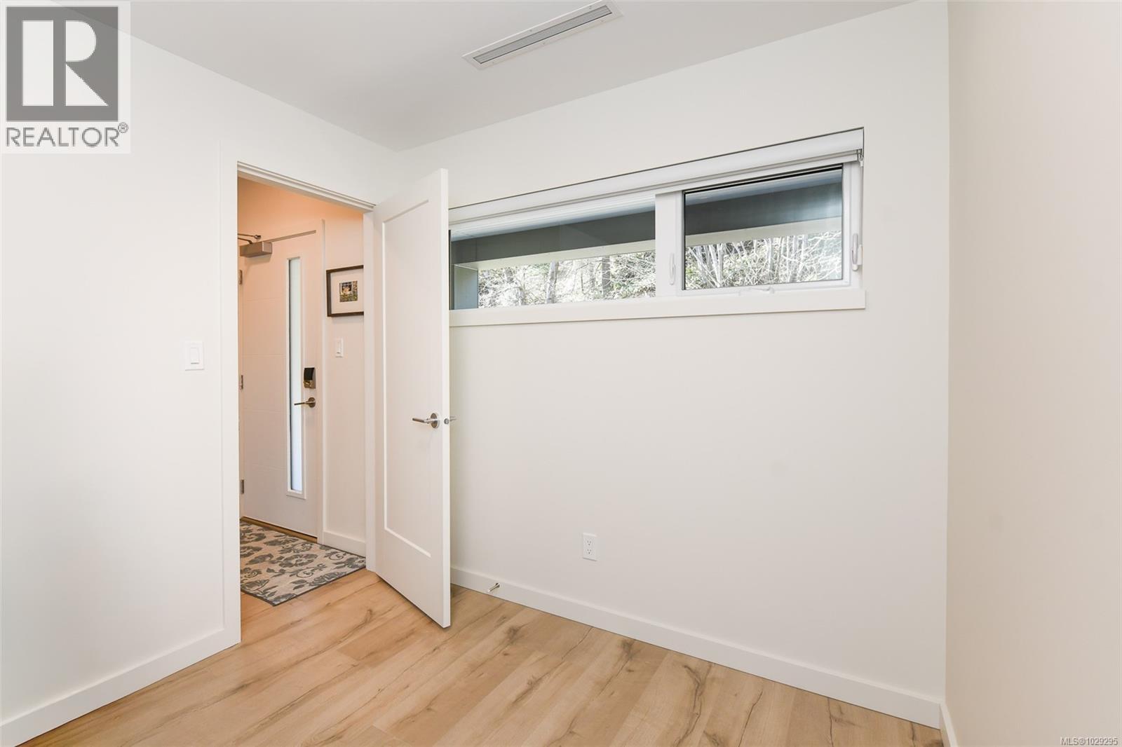 302 536 Island Hwy, Campbell River, British Columbia  V9W 1A5 - Photo 21 - 1029295