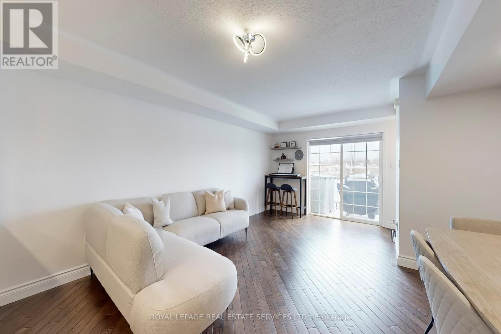 158 Kingston Road W, Ajax, Ontario  L1T 0M9 - Photo 4 - E12897316