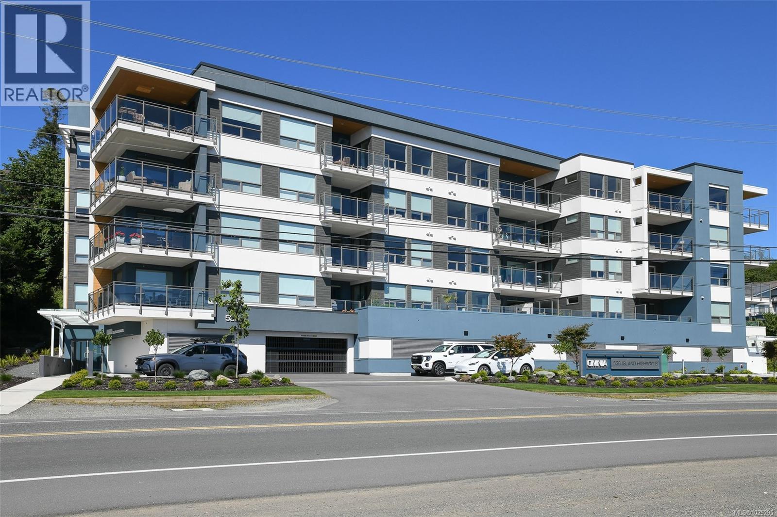 302 536 Island Hwy, Campbell River, British Columbia  V9W 1A5 - Photo 1 - 1029295