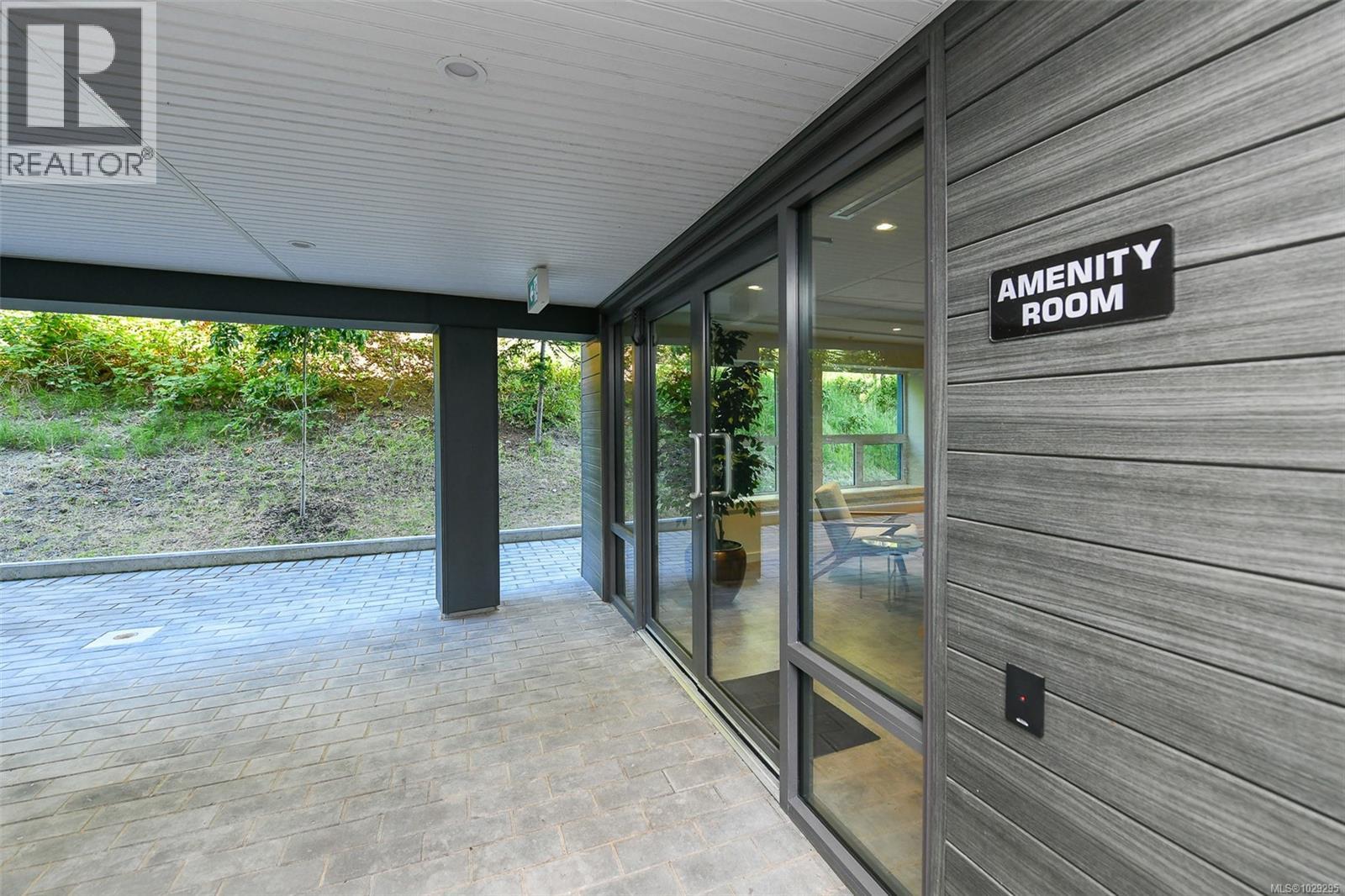 302 536 Island Hwy, Campbell River, British Columbia  V9W 1A5 - Photo 48 - 1029295