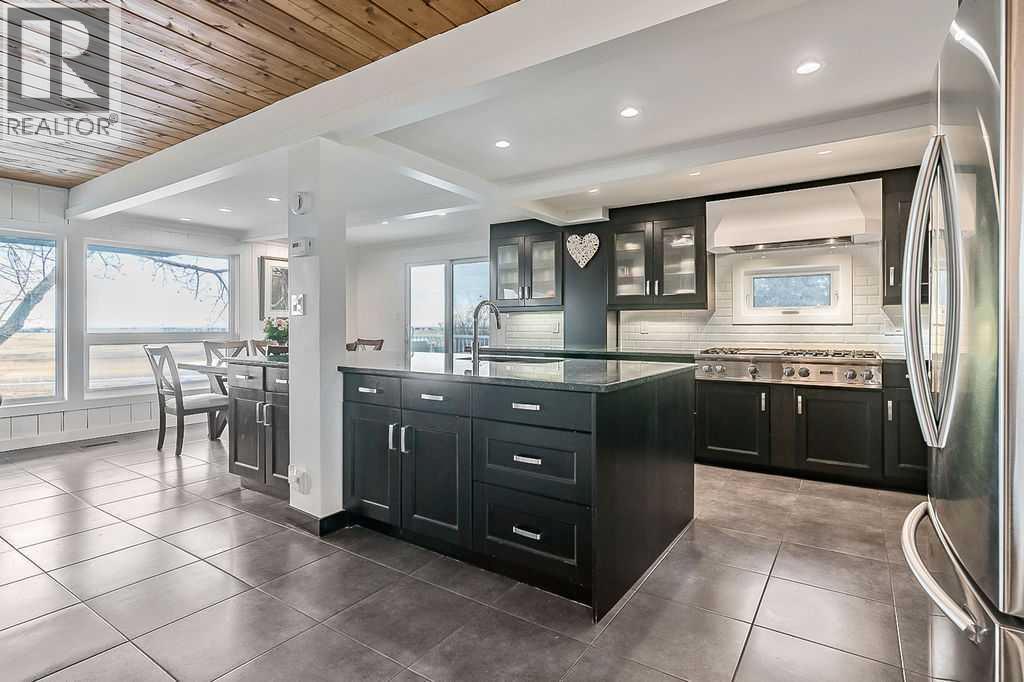 253043 Range Road 280, Rural Rocky View County, Alberta  T1Z 0E3 - Photo 11 - A2293825