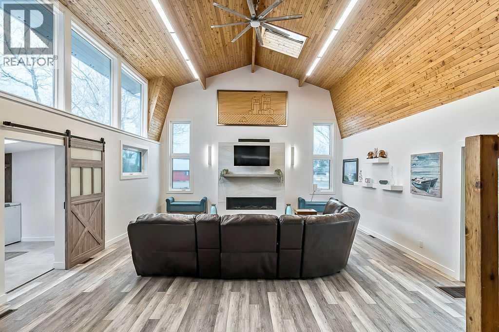 253043 Range Road 280, Rural Rocky View County, Alberta  T1Z 0E3 - Photo 18 - A2293825