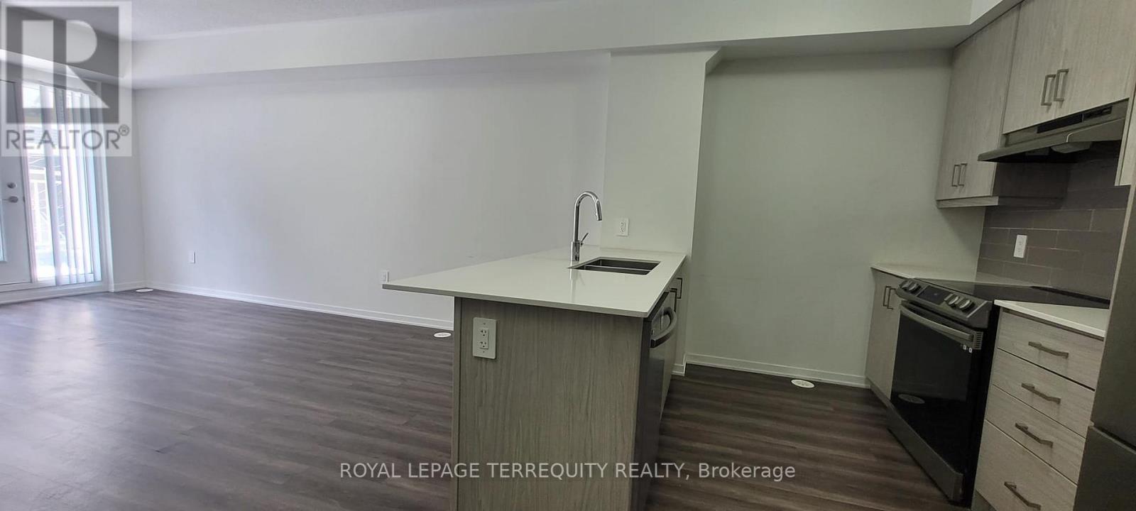 33 - 21 Honeycrisp Crescent, Vaughan, Ontario  L4K 0N6 - Photo 7 - N12897306