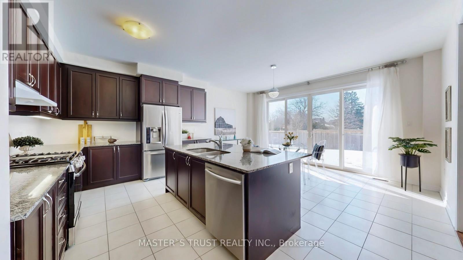 68 Alf Neely Way, Newmarket, Ontario  L3Y 0C6 - Photo 17 - N12897344