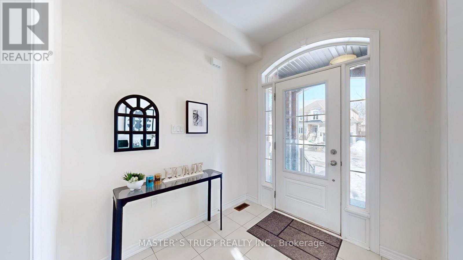 68 Alf Neely Way, Newmarket, Ontario  L3Y 0C6 - Photo 26 - N12897344