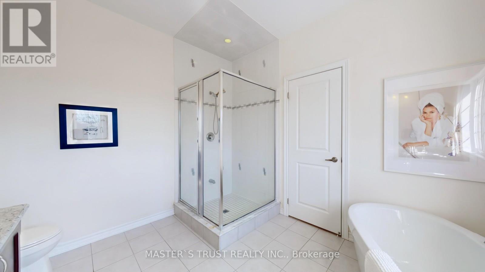 68 Alf Neely Way, Newmarket, Ontario  L3Y 0C6 - Photo 34 - N12897344