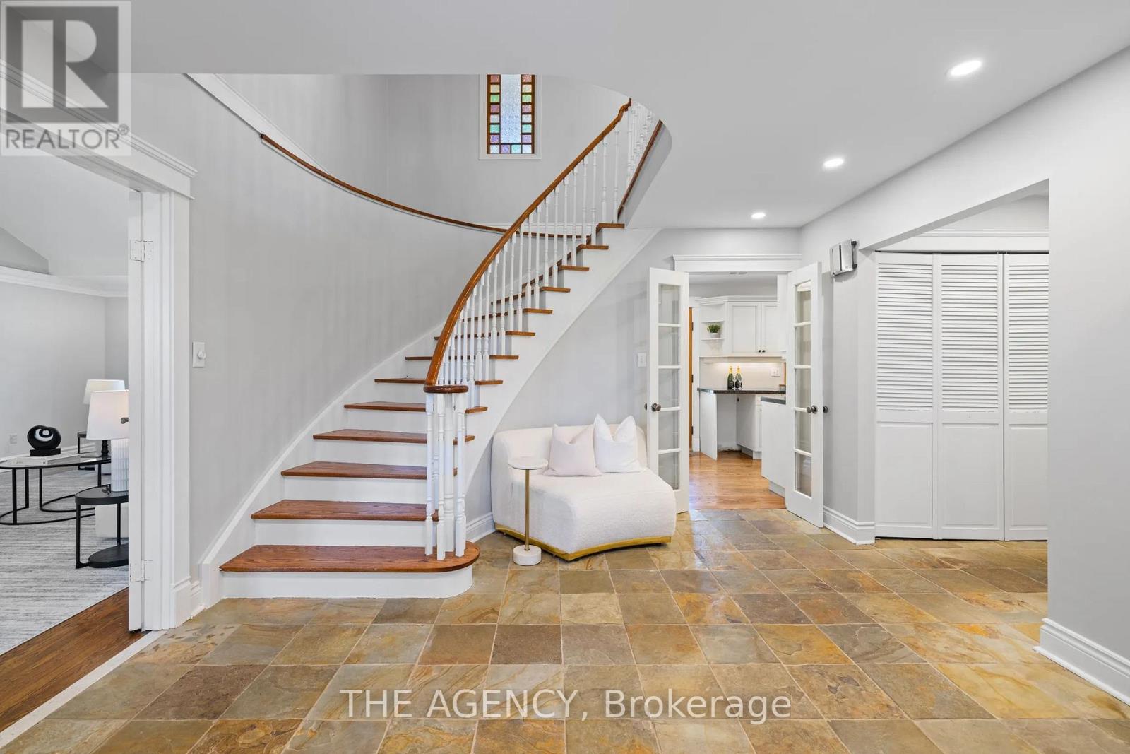 3635 19th Sdrd, King, Ontario  L7B 0C7 - Photo 4 - N12897376