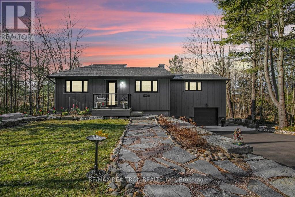 5145 Severn Pines Crescent, Severn, Ontario  L0K 2B0 - Photo 1 - S12897400