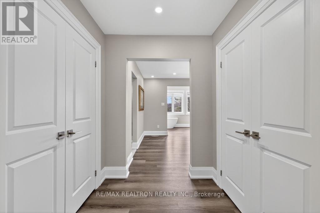 5145 Severn Pines Crescent, Severn, Ontario  L0K 2B0 - Photo 21 - S12897400