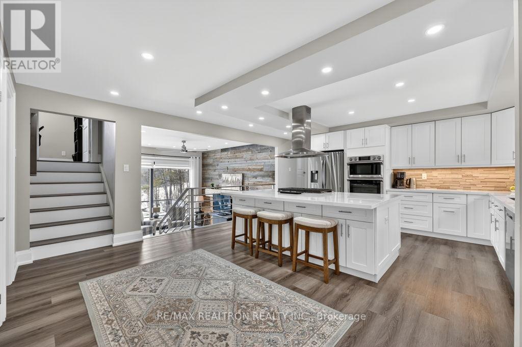 5145 Severn Pines Crescent, Severn, Ontario  L0K 2B0 - Photo 6 - S12897400