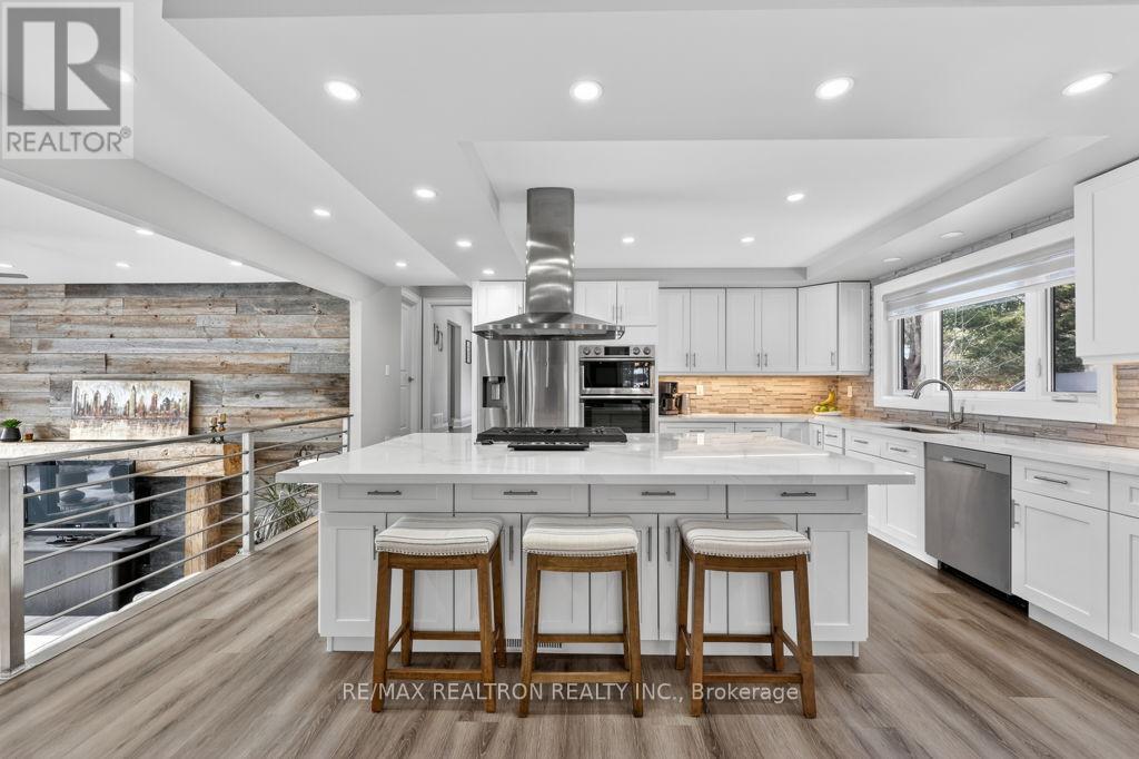 5145 Severn Pines Crescent, Severn, Ontario  L0K 2B0 - Photo 8 - S12897400