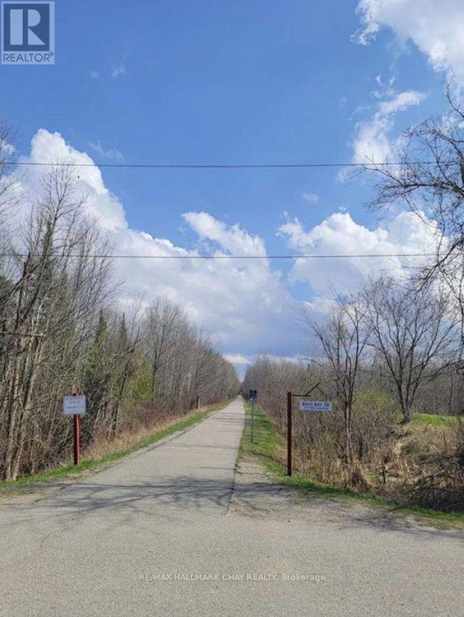 41 Bass Bay Drive, Tay, Ontario  L0K 2A0 - Photo 11 - S12897410