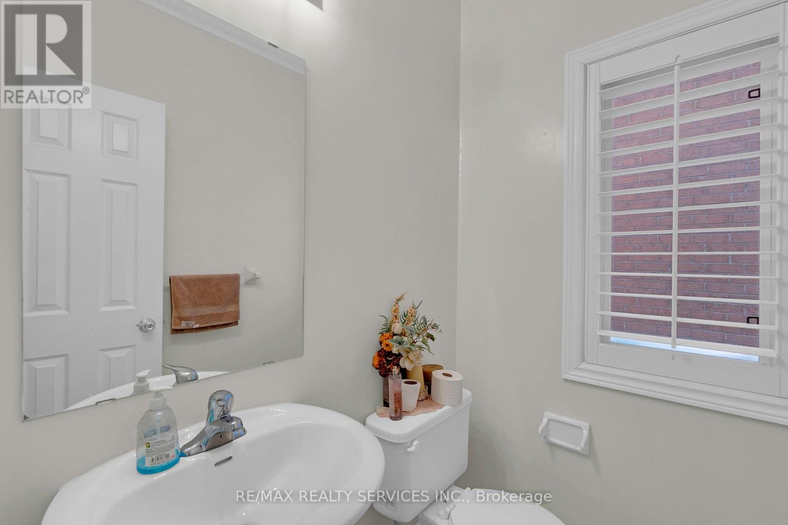 43 Masters Green Crescent, Brampton, Ontario  L7A 3K6 - Photo 19 - W12897296