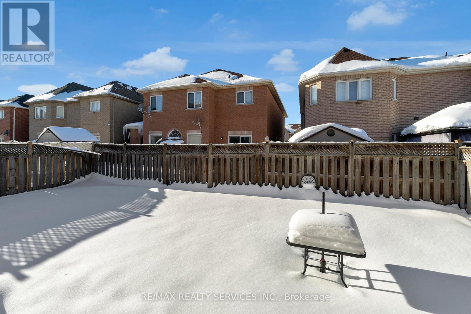 43 Masters Green Crescent, Brampton, Ontario  L7A 3K6 - Photo 34 - W12897296