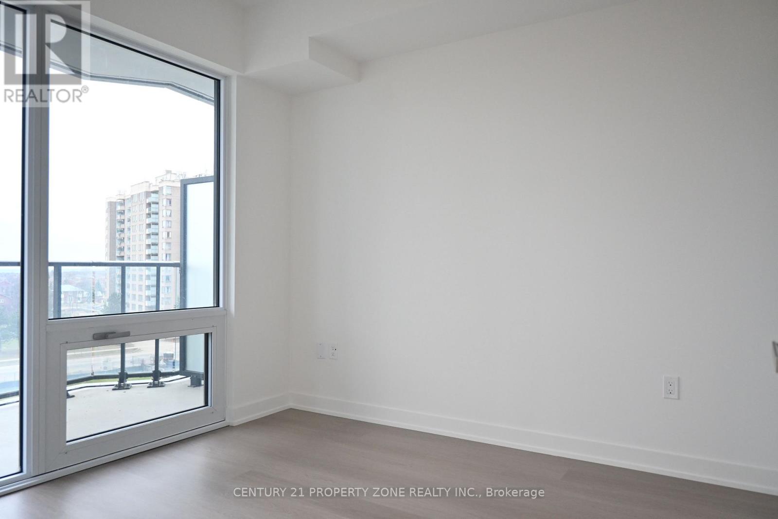 418 - 448 Burnhamthorpe Road W, Mississauga, Ontario  L5B 4M6 - Photo 10 - W12897394