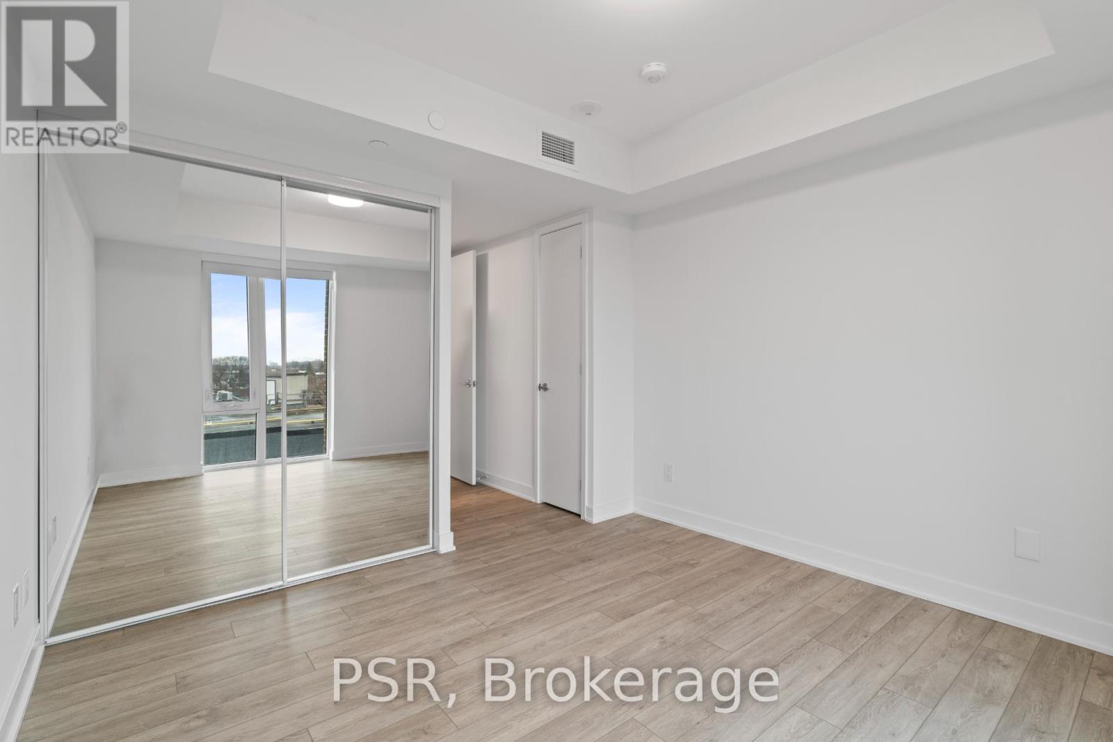 604 - 299 Campbell Avenue, Toronto, Ontario  M6P 3V7 - Photo 9 - W12897424