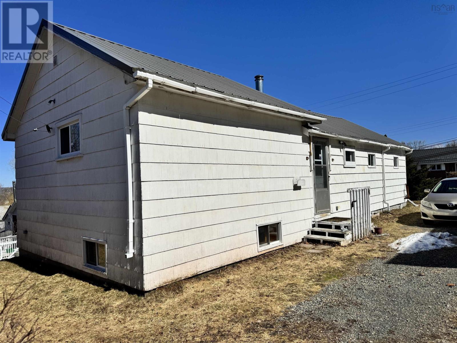 232 King Street, Truro, Nova Scotia B2N 3L6 - Photo 3 - 202603884