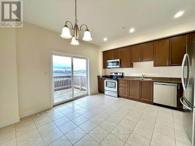 56 Bloom Crescent, Hamilton (Hannon), Ontario  L0R 1P0 - Photo 5 - X12897352