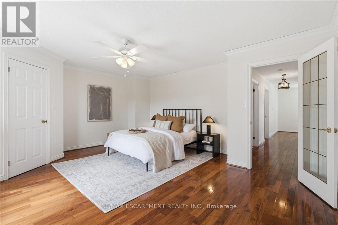 12 Sumner Crescent, Grimsby, Ontario  L3M 5E2 - Photo 26 - X12897354