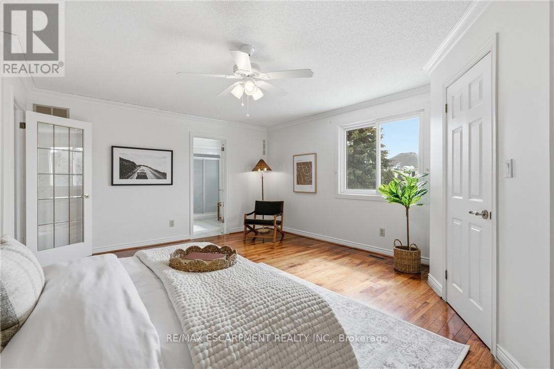 12 Sumner Crescent, Grimsby, Ontario  L3M 5E2 - Photo 28 - X12897354