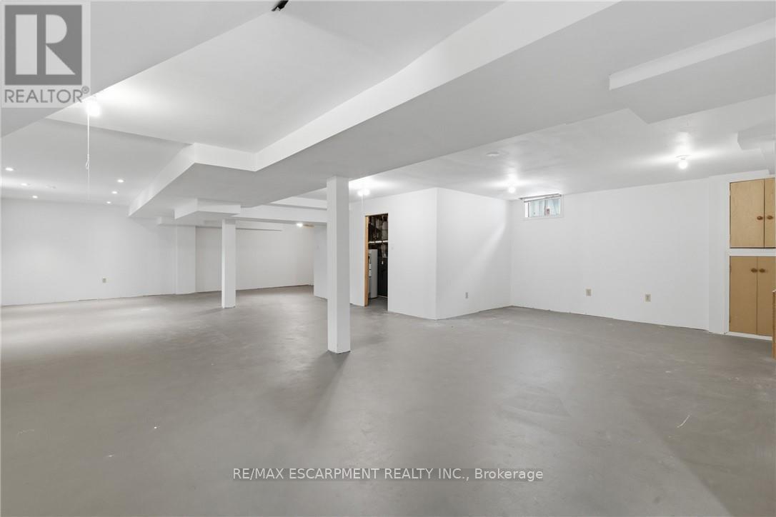 12 Sumner Crescent, Grimsby, Ontario  L3M 5E2 - Photo 40 - X12897354