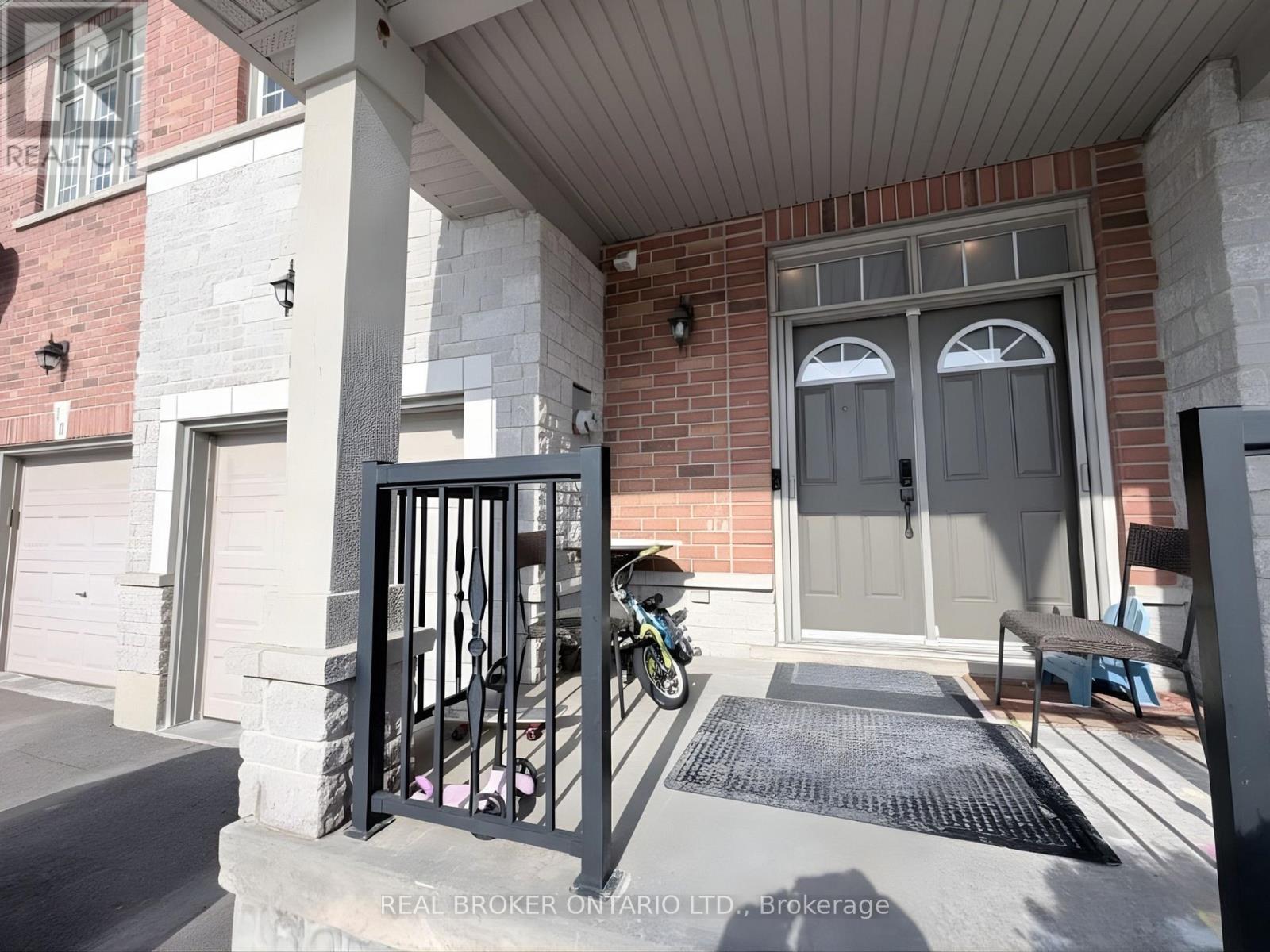 9 - 99 Panabaker Drive, Hamilton, Ontario  L9B 0A3 - Photo 2 - X12897390