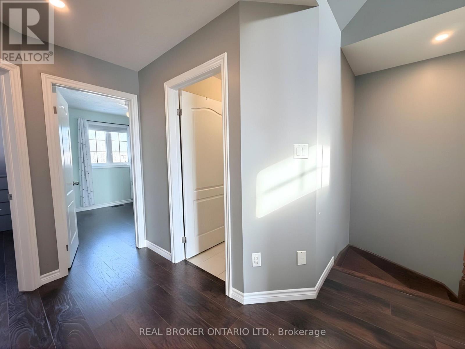 9 - 99 Panabaker Drive, Hamilton, Ontario  L9B 0A3 - Photo 23 - X12897390