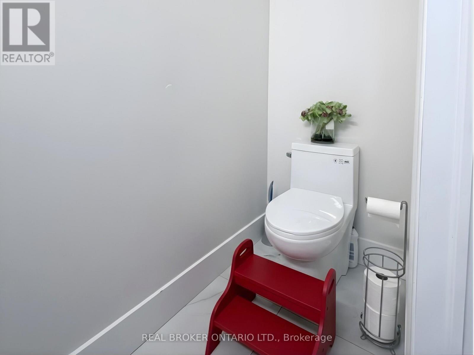 9 - 99 Panabaker Drive, Hamilton, Ontario  L9B 0A3 - Photo 29 - X12897390