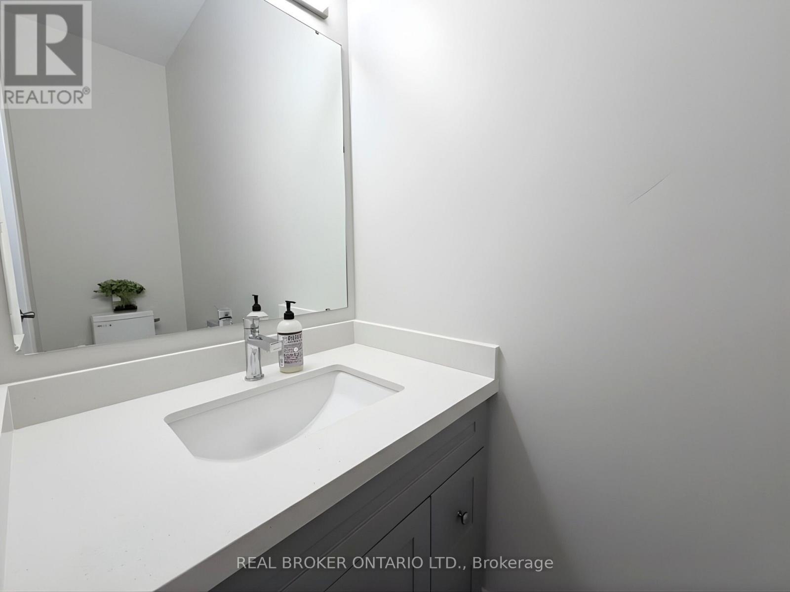 9 - 99 Panabaker Drive, Hamilton, Ontario  L9B 0A3 - Photo 32 - X12897390