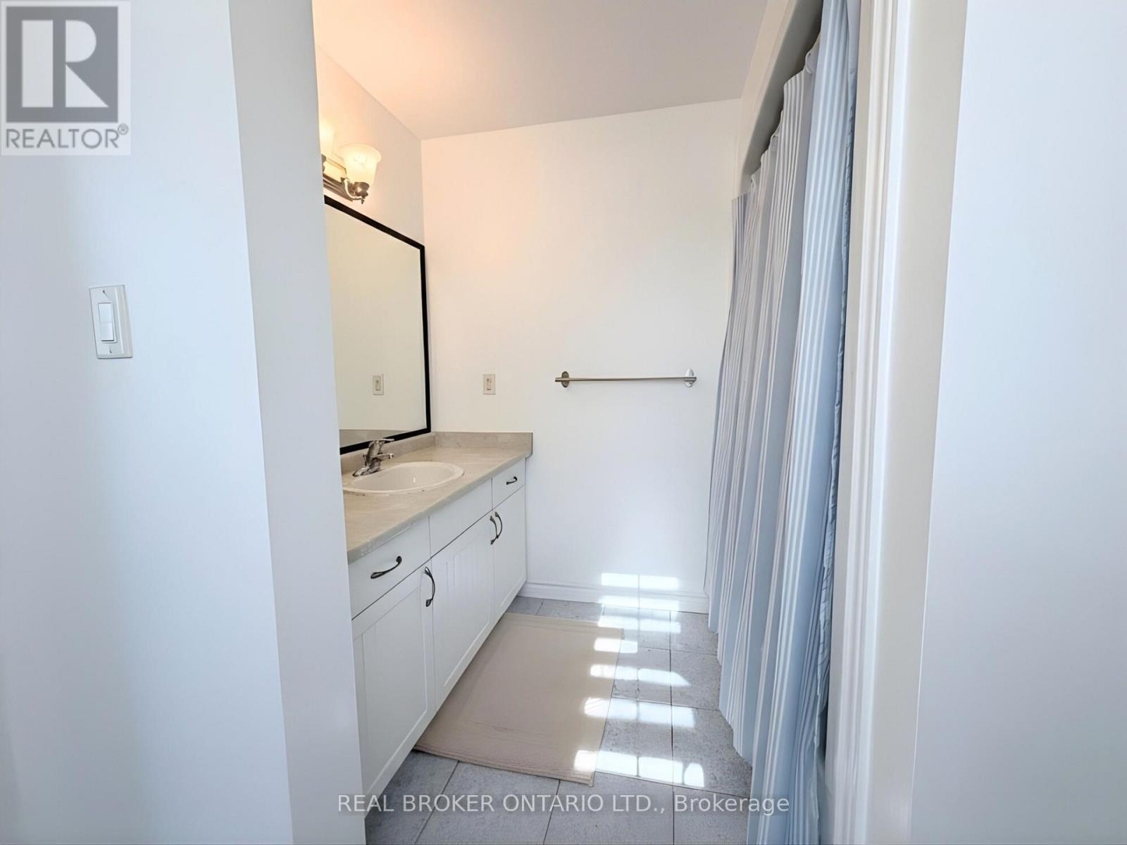 9 - 99 Panabaker Drive, Hamilton, Ontario  L9B 0A3 - Photo 9 - X12897390